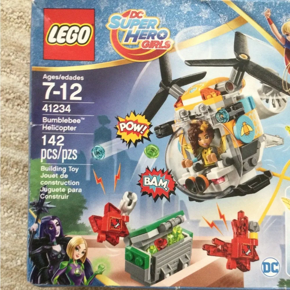 NIB LEGO DC Super Hero Girls Bumblebee Helicopter 41234 Building Set Sealed